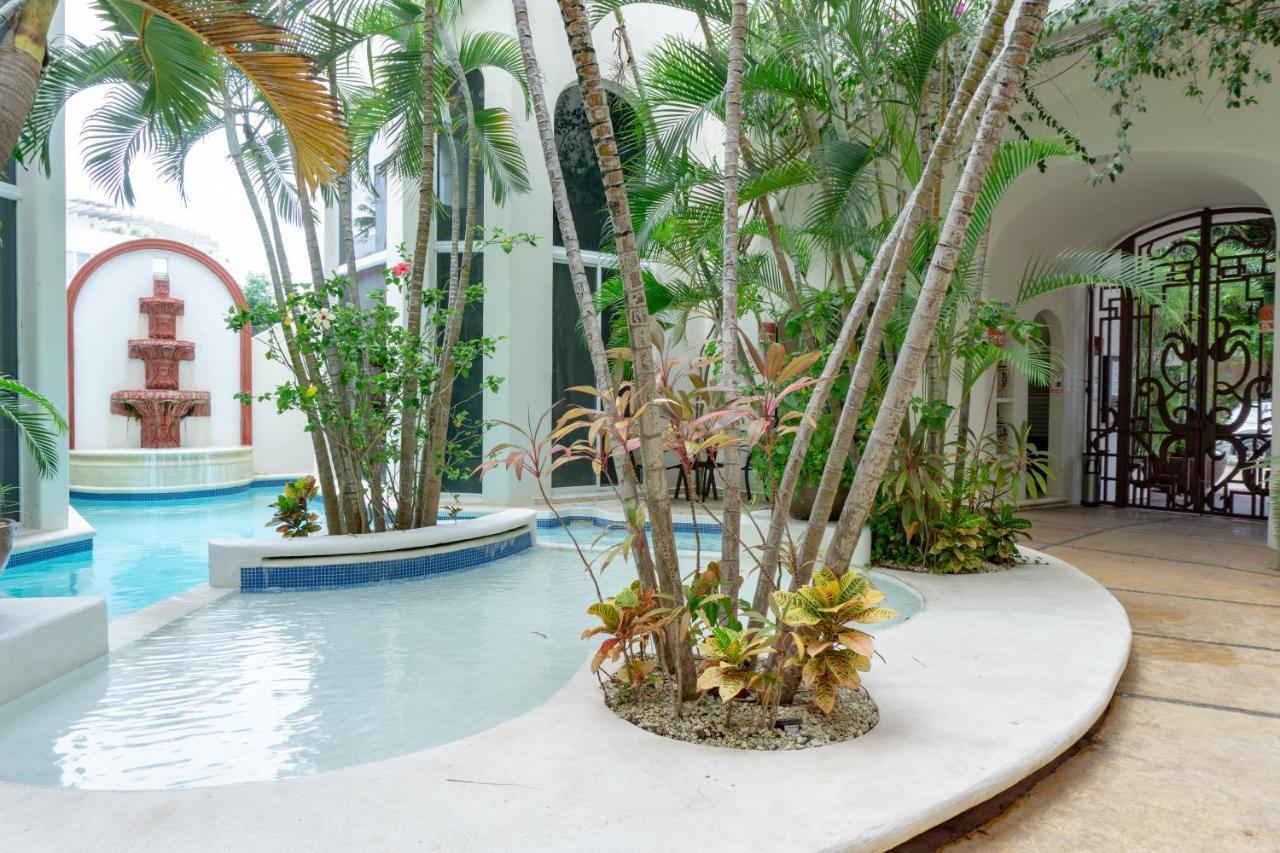Royal Palms 8 * Playa del Carmen